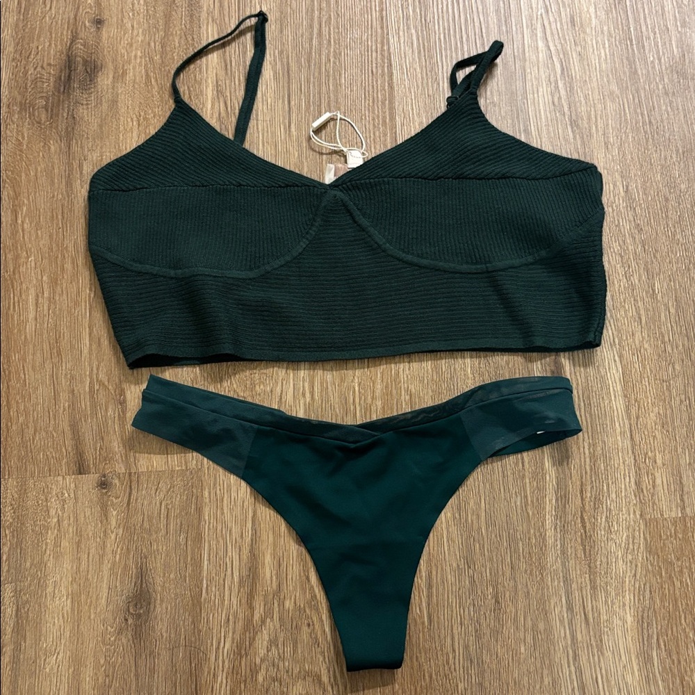 NWOT Favorite Daughter/Auden Deep Teal cami and panty Set. Size small
